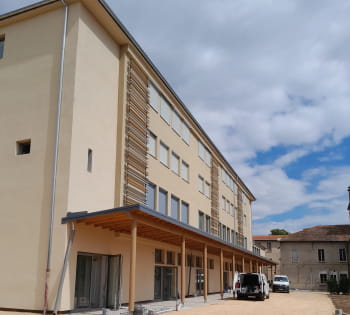 Rénovation du lycée agro-environnemental Saint-Joseph – Le Breuil-sur-Couze (63)