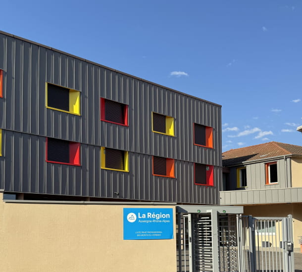 Extension internat & self – Lycée des Monts du Lyonnais – Chazelles-sur-Lyon (69)