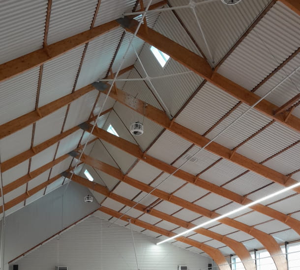 Rénovation énergétique – Salle omnisport – Commelle-Vernay (42)