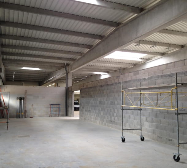 Bâtiment industriel Silcomp