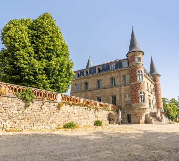 Complexe hôtelier ★ – Valinches – Marols (42)